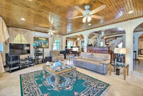 Majestic Beach House Jamaica - Image 5