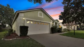 Comfy 4BR near Disney/pool and Hottub - Image 2