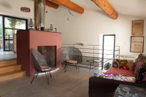 Village house with swimming pool in the centre of Ménerbes - Image 4