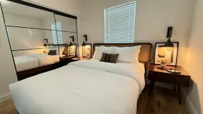 Aroma House Hollywood - Image 5
