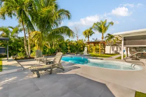 Modern home, great features in a great location - Image 4