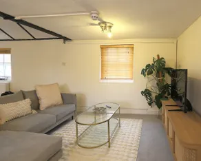 The Five Bells - 4 Double bed apartment - Image 2