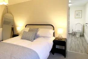 The Five Bells - 4 Double bed apartment - Image 5