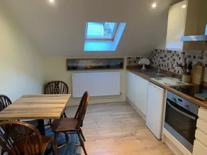 Cosy Self Contained Annexe - Image 4