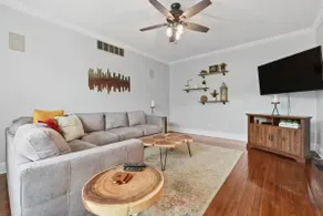 Spacious Short North Home - 11 beds/3.5BTH - Image 4