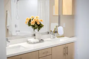 Annabelle | Luxury 1BR Newport Beach w/ Pool, Gym - Image 4
