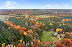 7 Pines Lodge - Image 2