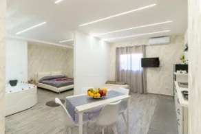 Private Jacuzzi/Self Check-in/Wi-Fi/Parking Space - Image 4