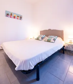 2-bedroom sea view apartment in Sant Ambroggio - Image 5