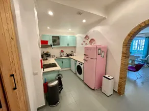 Arty city house Casa Da Selva - Image 4