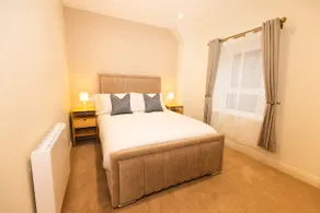 One Bed - Midtown Apartments - Self-Catering - Image 5