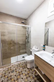 De La Bernarda, Apartment with bunk bed 10 - Image 3