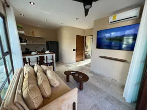 Charming boutique condo jungle views private pool - Image 4