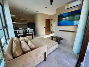 Charming boutique condo jungle views private pool - Image 3