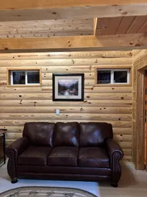 Brooks' Sugarbush Inn - Image 2