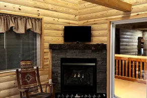 Brooks' Sugarbush Inn - Image 5