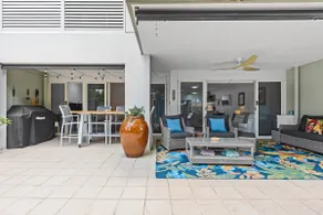 Riverfront Excellence 2Bed-2Bath-2Car - West End - Image 5