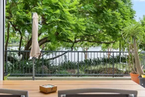 Riverfront Excellence 2Bed-2Bath-2Car - West End - Image 3