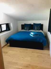 Le Sapin Bleu Apartment - Image 3