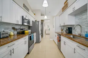 Sunset Villa Family Home - Image 5