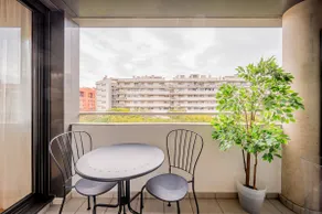 Apartment in Central Barcelona and beach with pool - Image 2