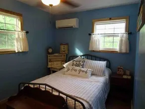Lil Yellow House - Image 3