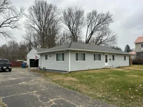 Cozy 3-Bed Home in Logansport - Image 2