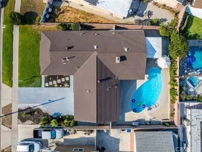 Beautiful Oasis with a pool, Disneyland, and Knotts - Image 4
