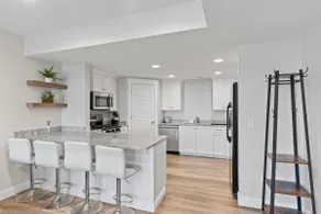 Serene Mountain Apartment Escape - Image 5