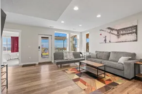 Serene Mountain Apartment Escape - Image 2