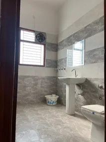Hill View Home - Image 3