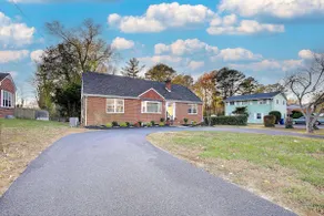 Anne & Fred's Leonardtown Home W/ Arcade room! - Image 3