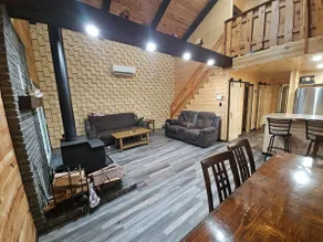 Hunters Lodge - Image 2