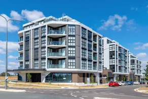 Brand New Modern 2BR Apt with Scenic Views in CBR - Image 4