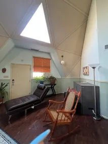 Sun-washed Geodesic Dome Apt - Image 5