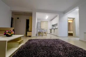 DarYna Luxury Apartment - Image 2