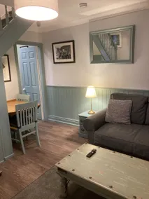 The Old Penny Bank. One bed cottage. EV charger. - Image 2