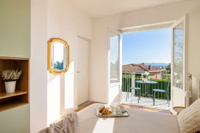 Enchantment | Apartment in Villa with Lake View - Image 4