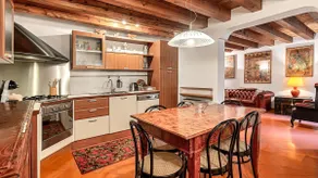 500 m from the Arena | Vintage | Ideal for families - Image 3