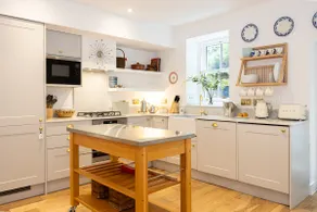 Charming 3B Cottage in Bollington - Image 3