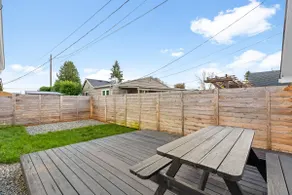 Cozy Bungalow Home 2br, 1ba - 9 min to Tacoma Dome - Image 4
