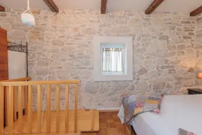 Stone house by the sea in Preko - Image 5