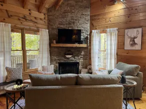 Cozy Creekside Cabin - Image 3