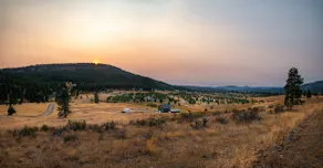 Cozy Cabin Near Cle Elum | Peaceful + Epic Views - Image 2