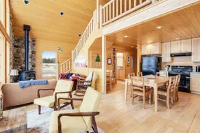Cozy Cabin Near Cle Elum | Peaceful + Epic Views - Image 4