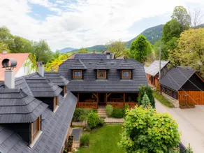 Anna Wooden House - Image 5