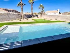 Spacious 4BD-RV Parking, Pool, Golf, and More! - Image 3