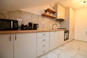 FLH - Neppendorf Loft - Image 5