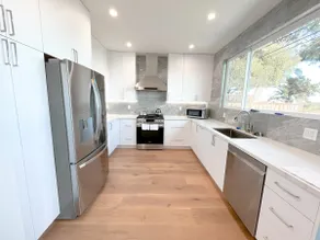 Luxury Home with Bay View & SFO - Hosted - Image 4