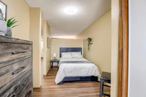 Aviator 1BR Easy Access Stay w/ Soccer Match Vibes - Image 2